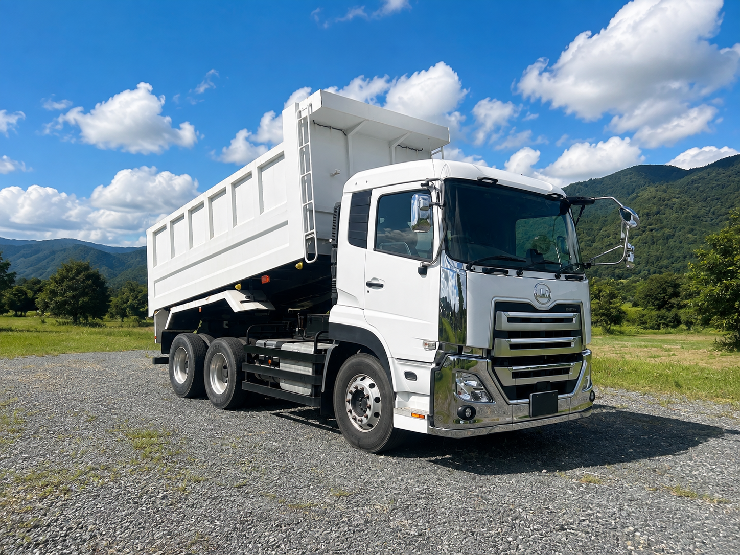 ＵＤトラックス【大型ダンプ】CN-719