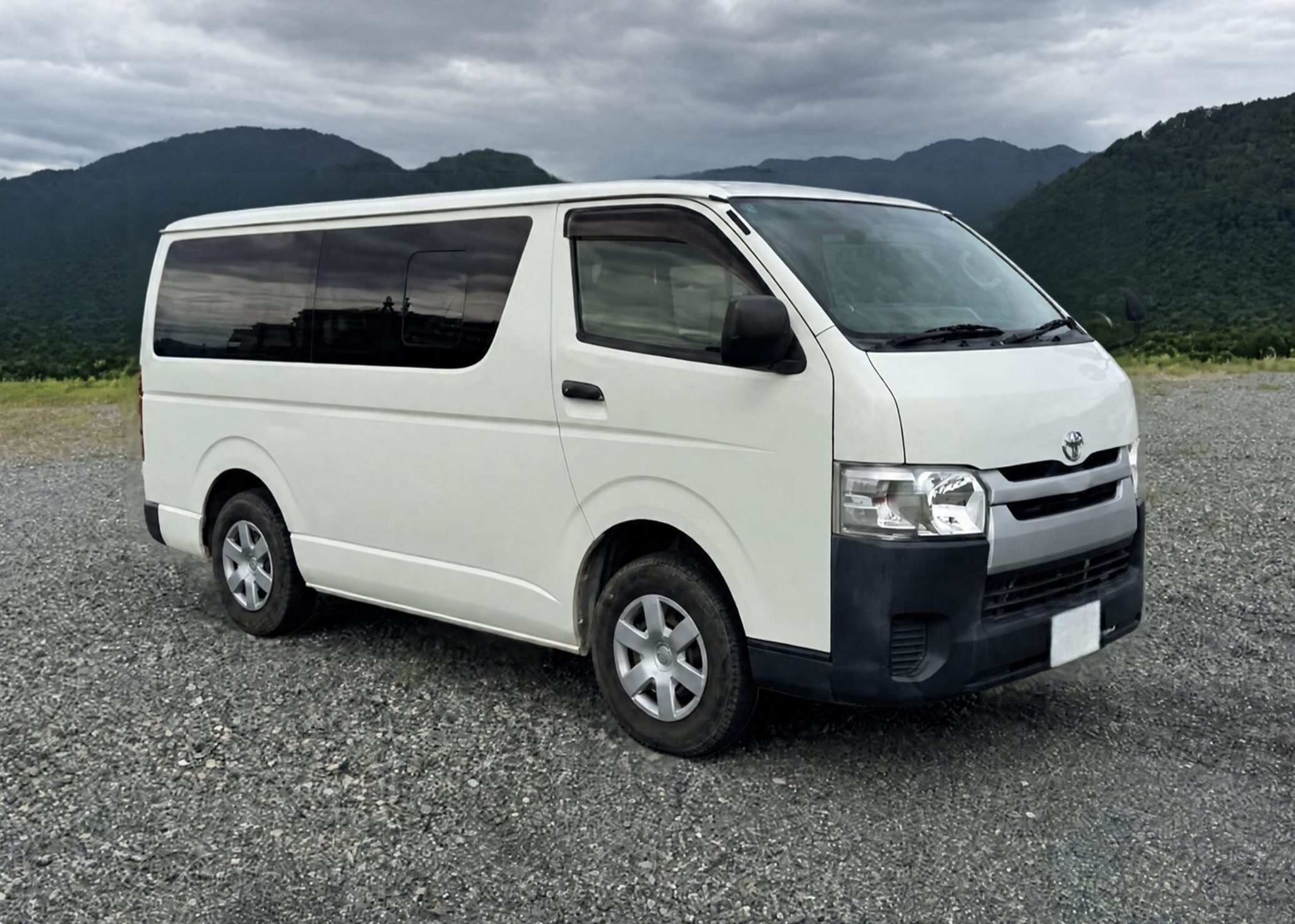 トヨタ【ハイエース】CN-322